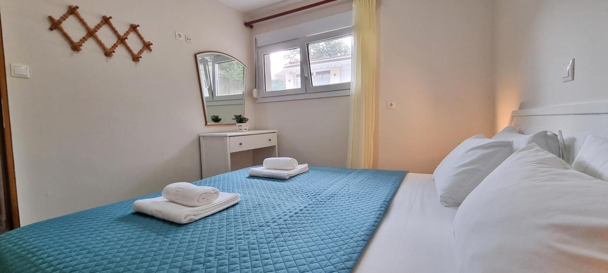 Bungalow White Apartments Polychrono Room photo